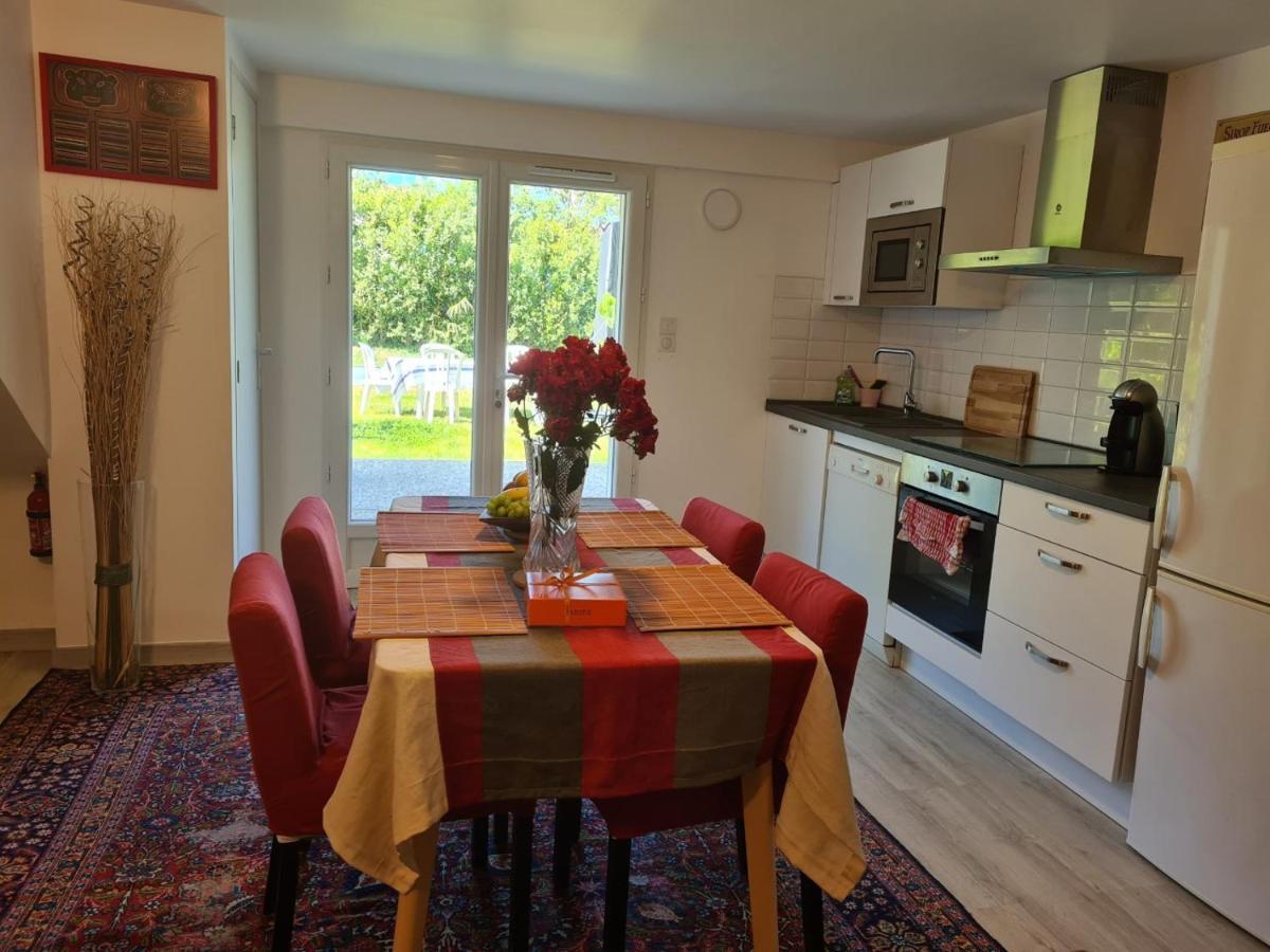 Appartement avec cuisine et grande piscine chauffée Hendaye Esterno foto