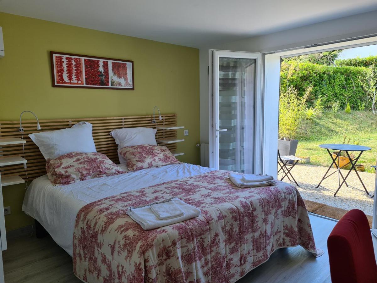 Appartement avec cuisine et grande piscine chauffée Hendaye Esterno foto