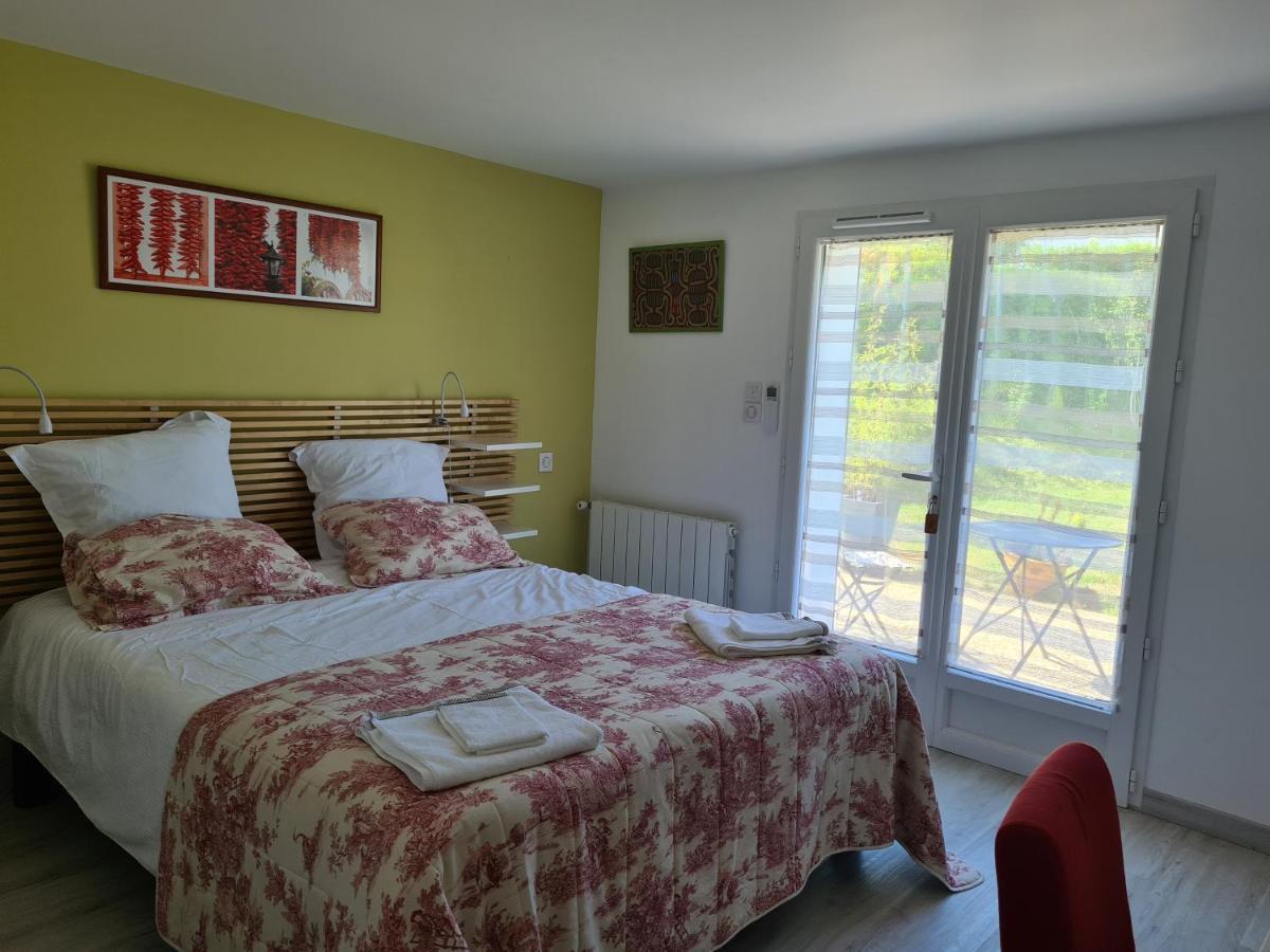 Appartement avec cuisine et grande piscine chauffée Hendaye Esterno foto